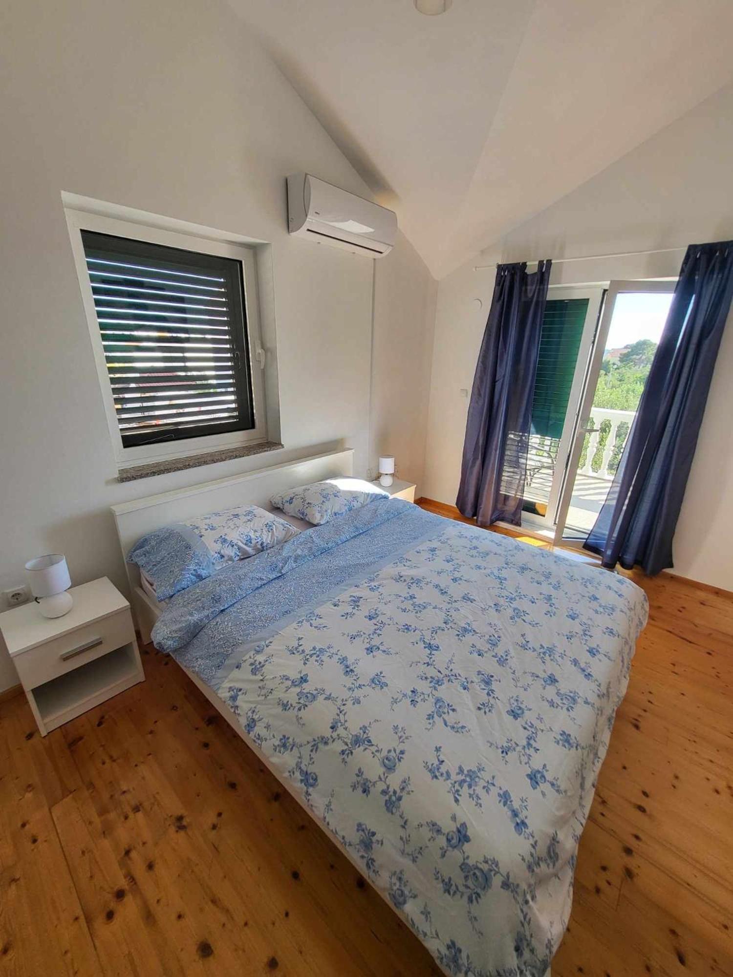 House Harmony Apartman *